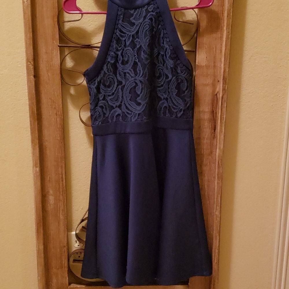 Sleeveless dress